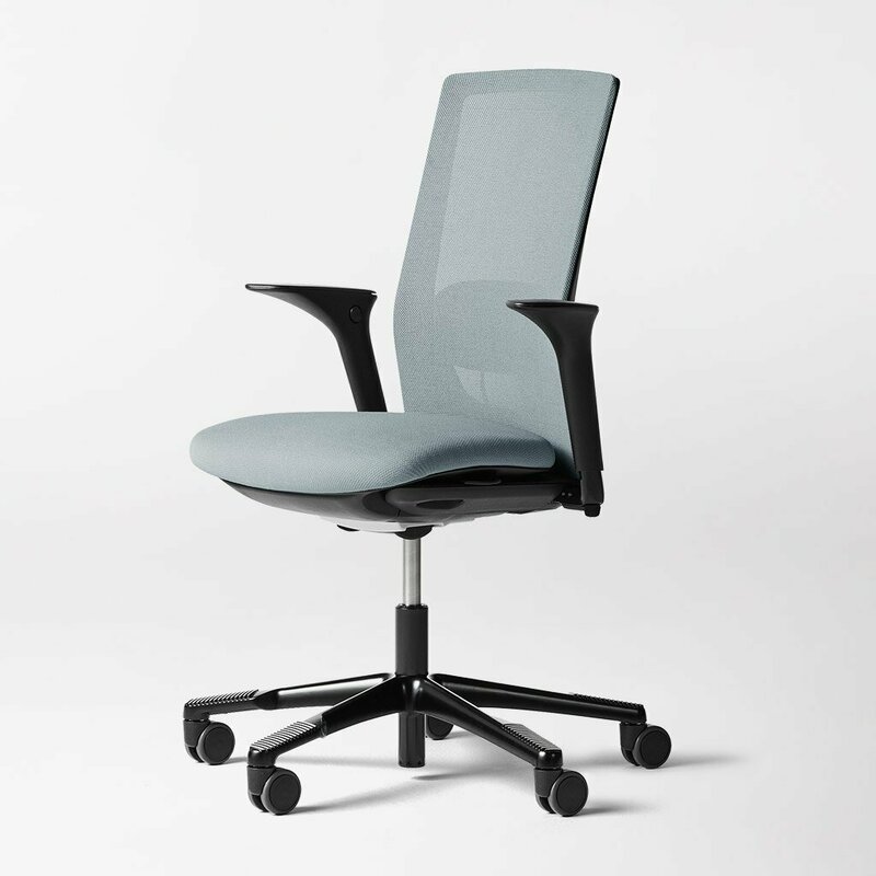 fully-futu-office-task-chair-frost-1024x-v011024x1024.jpg