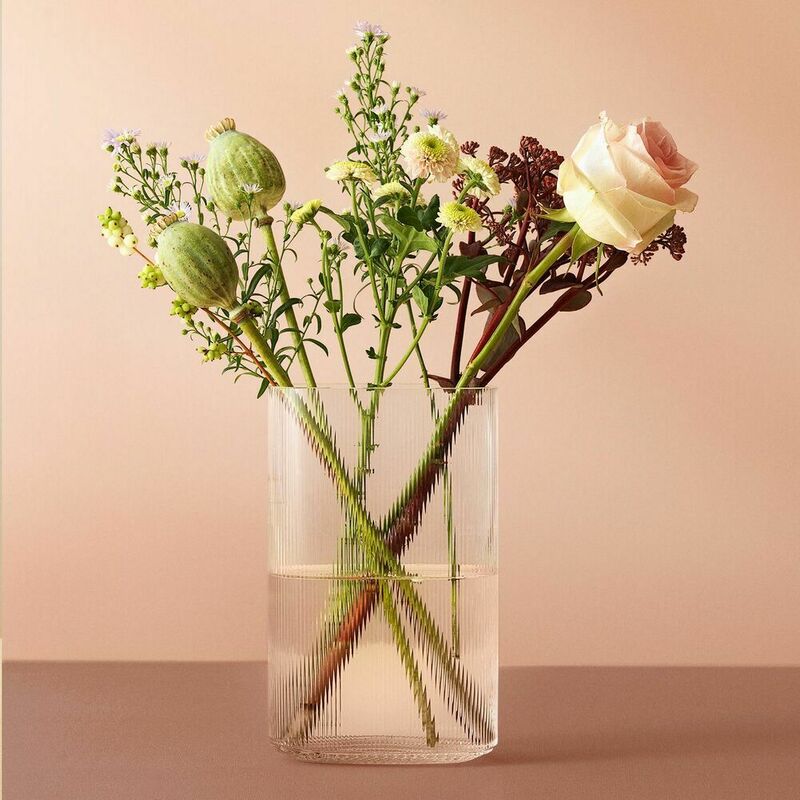 warmnordic-accessories-arctic-glass-vase.jpg